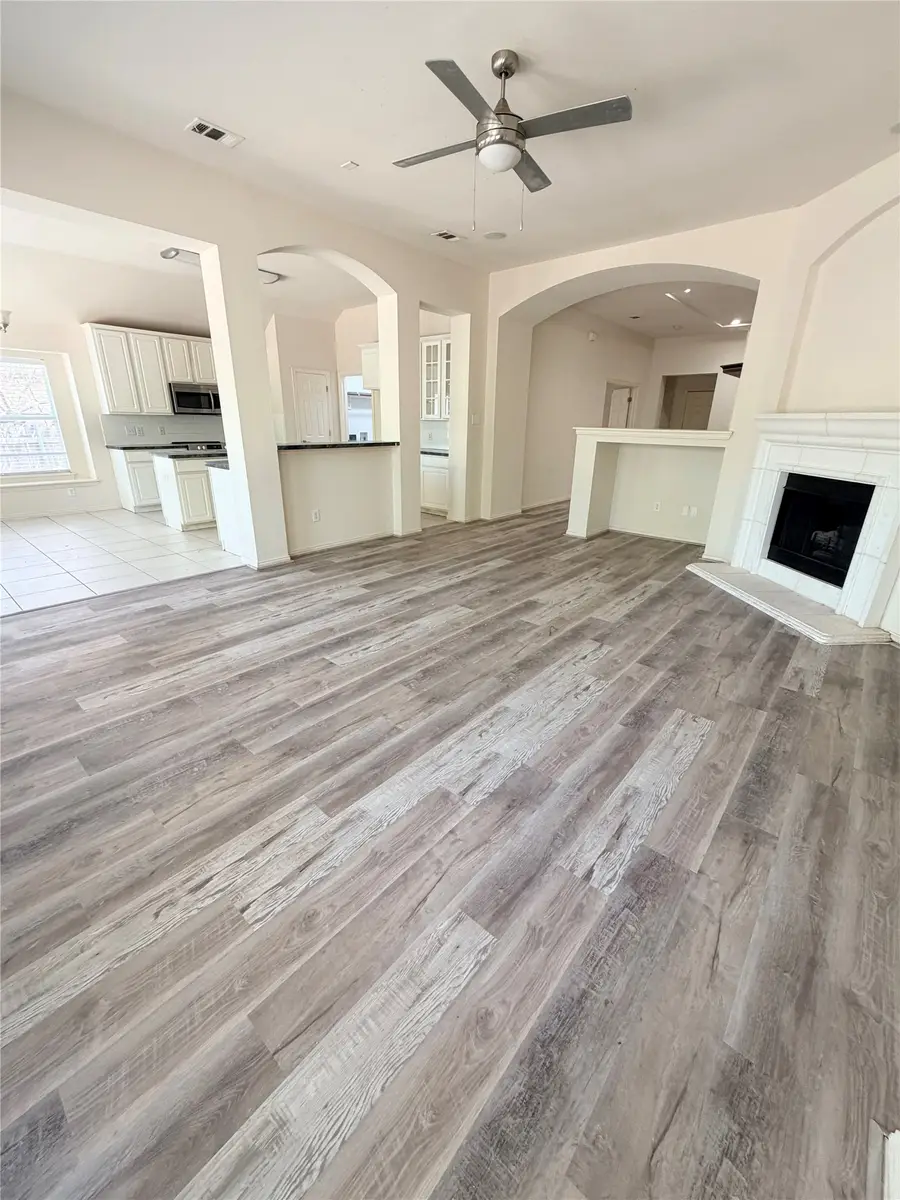 413 Rock Meadow Trail, Mansfield, TX 76063 - #2