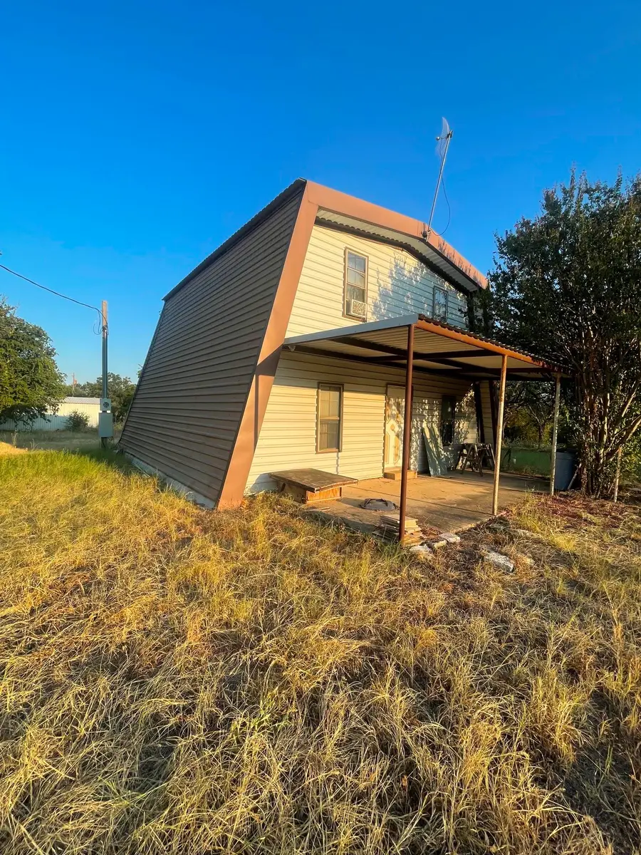 105 Avenue A, Gustine, TX 76455 - #2