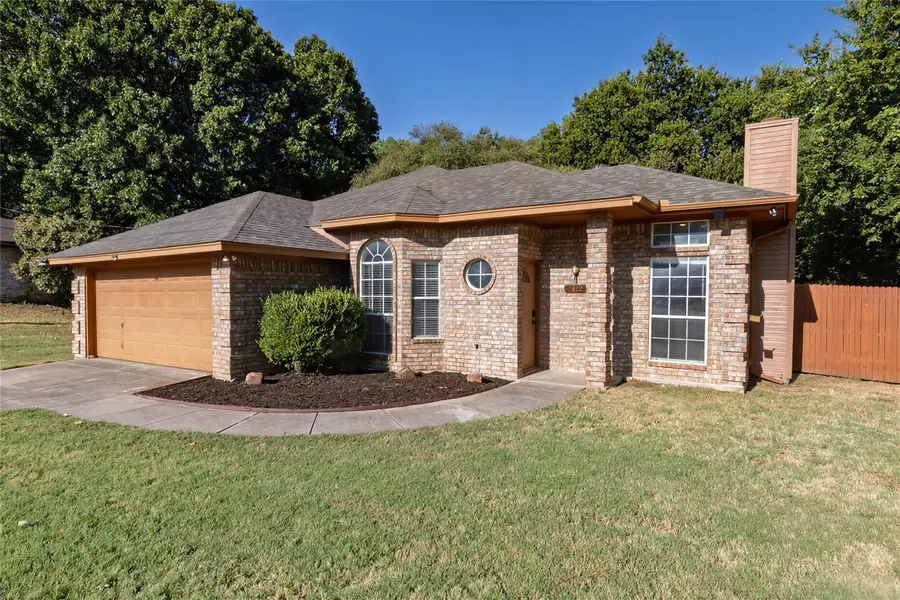 1412 S Elm Street, Weatherford, TX 76086 - #2