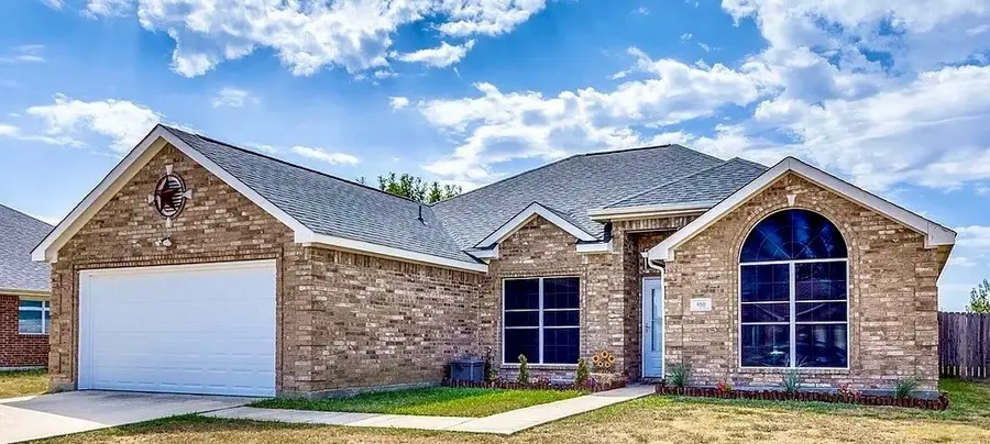 950 W Ash Street, Celina, TX 75009 - #2
