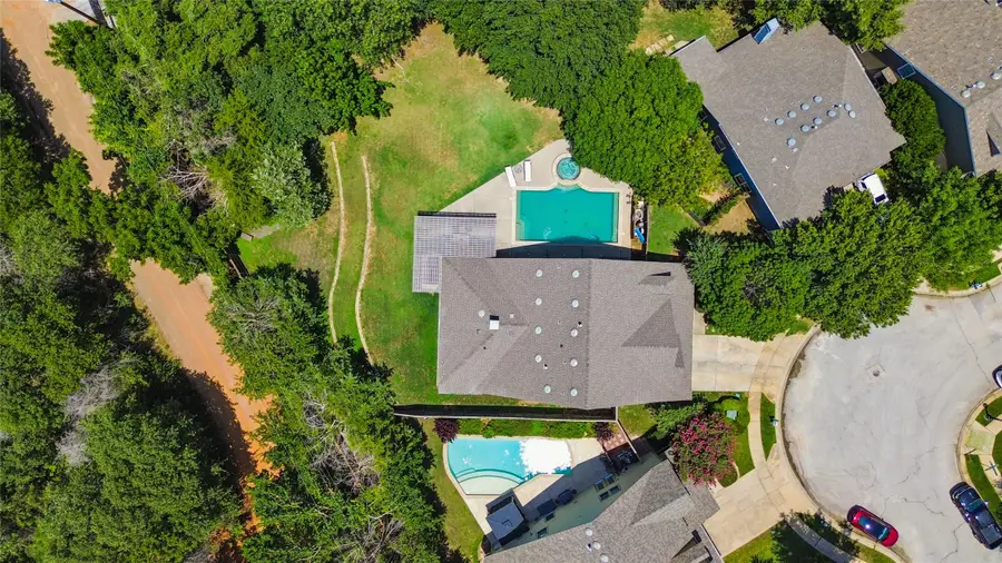 150 Fall Creek, Grapevine, TX 76051 - #2