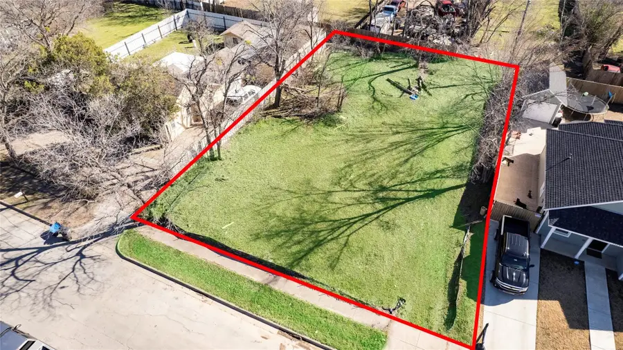 1510 E Leuda Street, Fort Worth, TX 76104 - #3