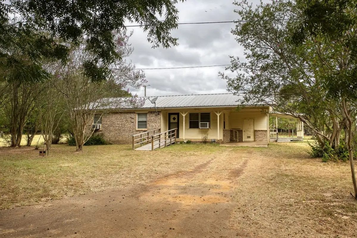 4233 An County Road 163, Palestine, TX 75801 - #1