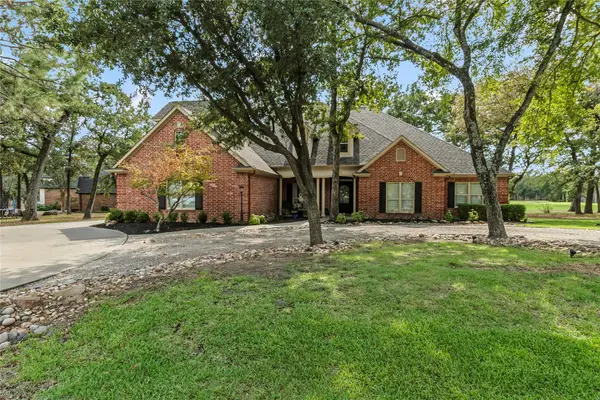 149 Saint Andrews Drive E, Mabank, TX 75156