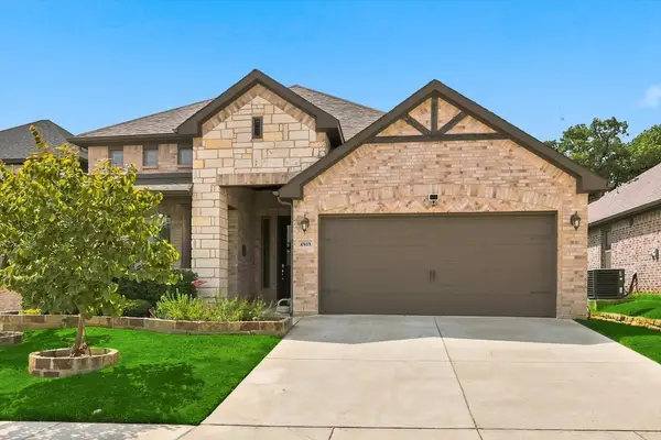 4868 Nickeldale Court, Fort Worth, TX 76244
