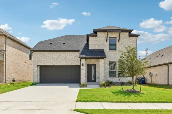 841 Bel Mares Street, Fort Worth, TX 76052