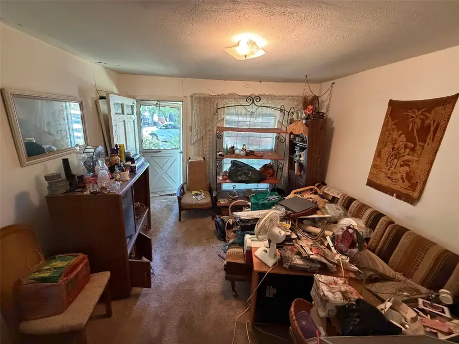 210 Almond Street, Waxahachie, TX 75165 - #2