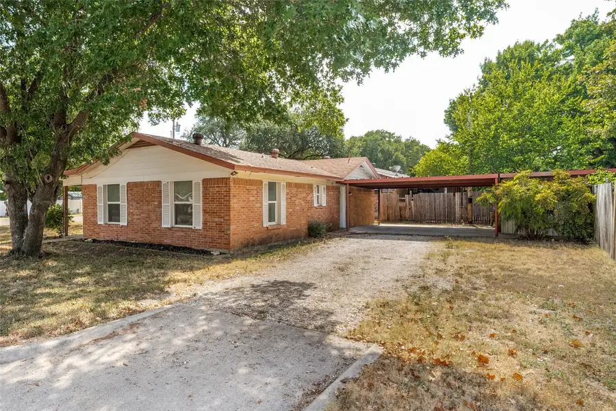 402 Myers Avenue, Cleburne, TX 76033 - #3