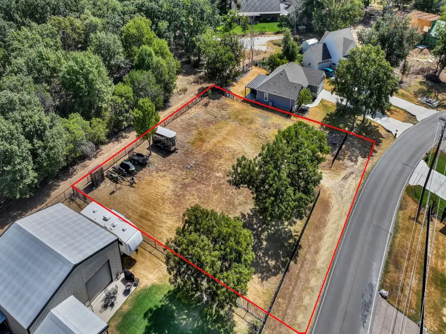1518 E Lake Drive, Weatherford, TX 76087 - #3