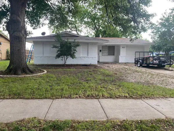 1820 Burning Tree Lane, Carrollton, TX 75006