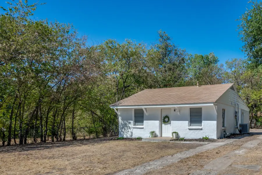 412 S Redford Lane, White Settlement, TX 76108 - #2