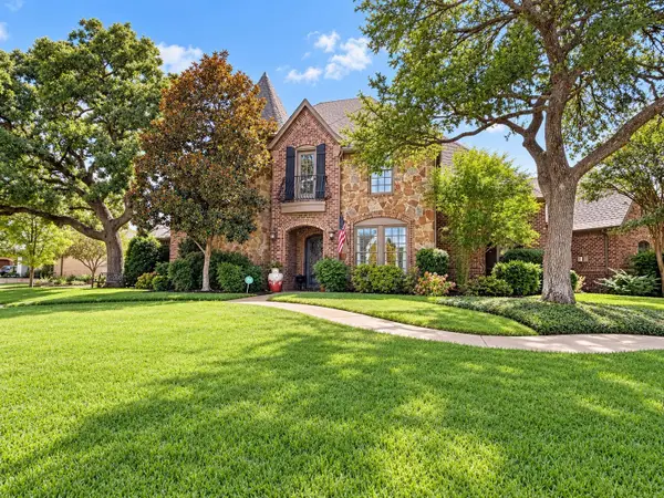 1407 Long And Winding Road, Mansfield, TX 76063