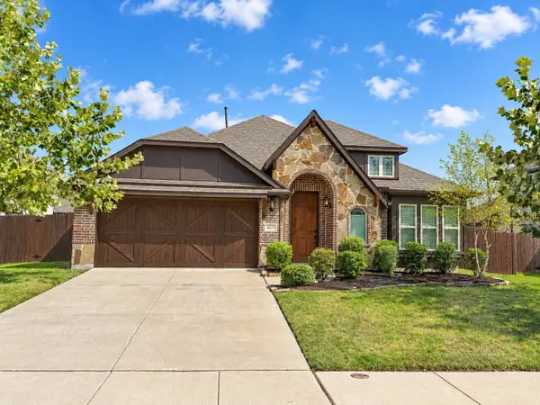 469 Brushwood Lane, Waxahachie, TX 75165