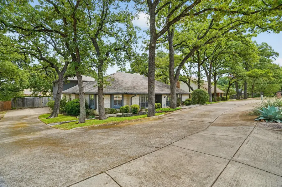 2201 Adams Drive, Arlington, TX 76011 - #2