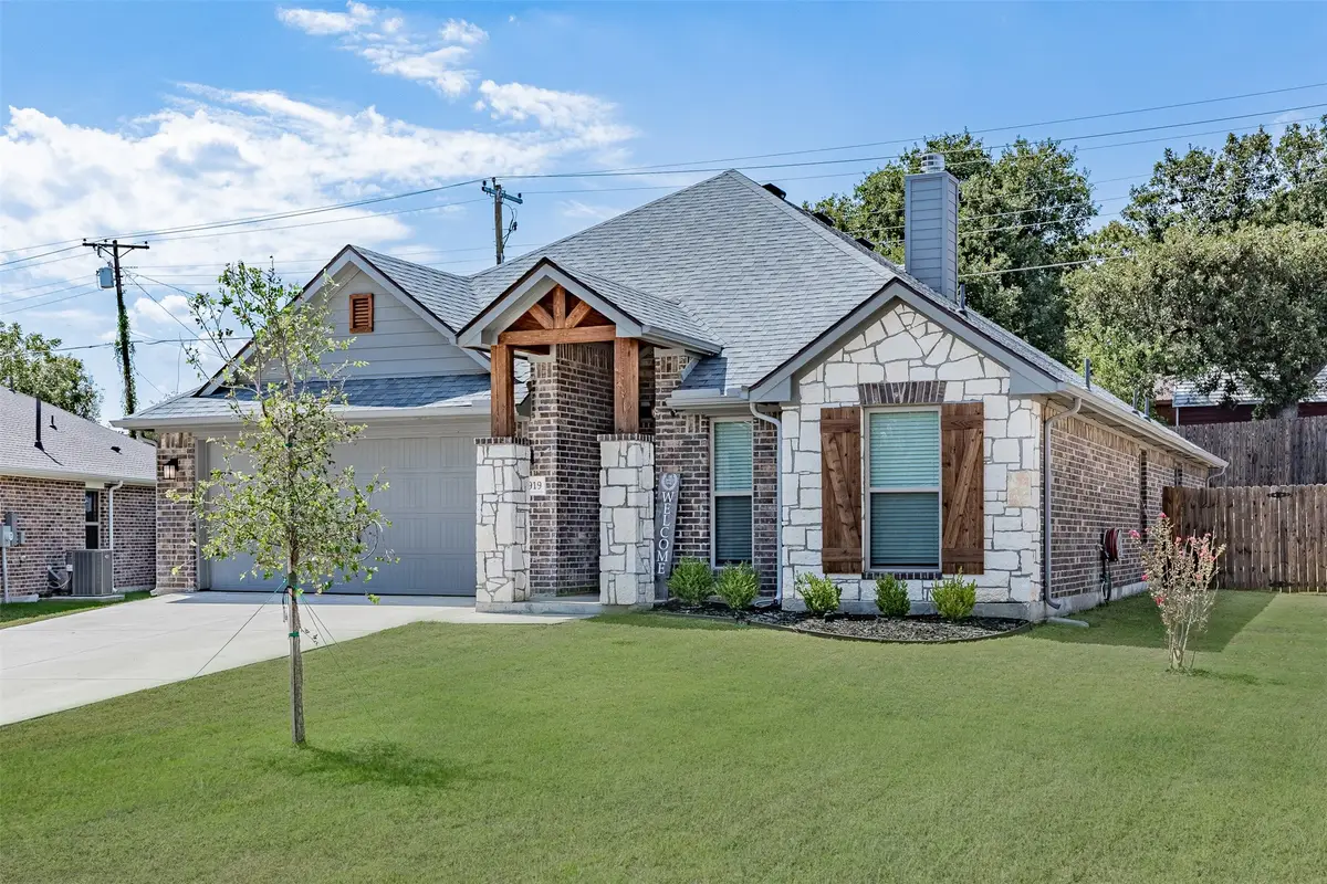 3919 Rose Hill Court, Denison, TX 75020 - #1