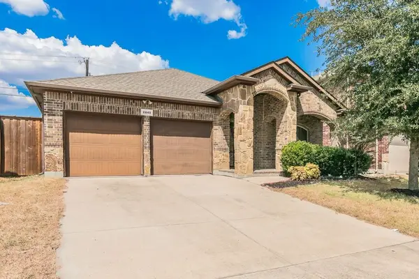 2840 Candace Drive, Grand Prairie, TX 75051