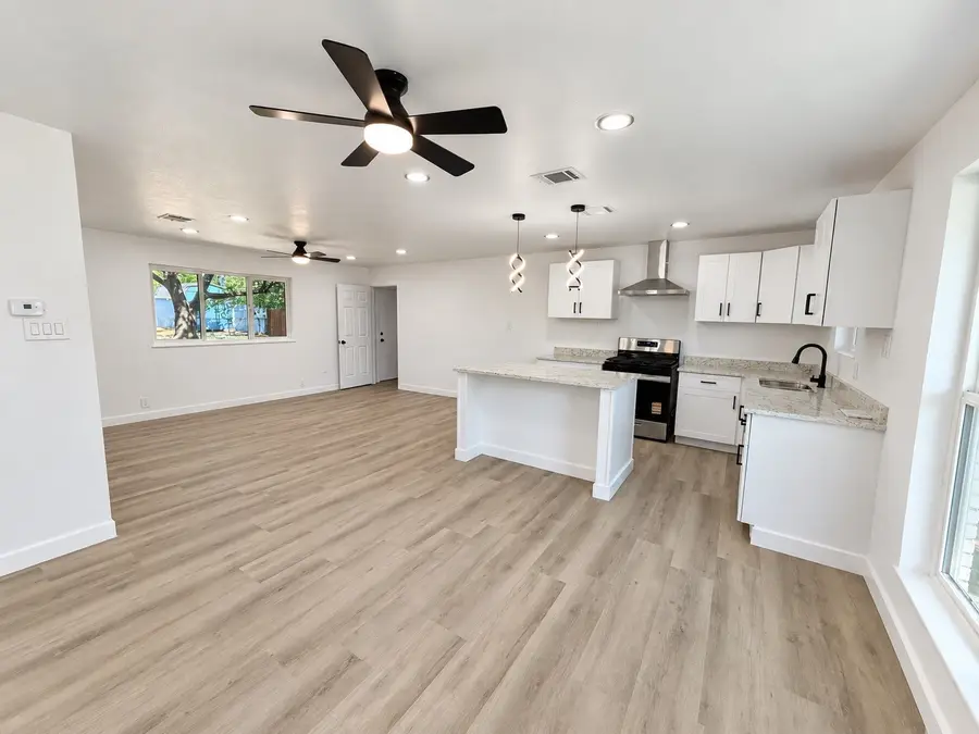 708 SW Southridge Drive, Burleson, TX 76028 - #2
