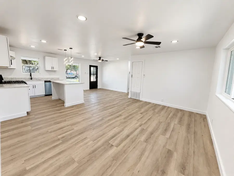 708 SW Southridge Drive, Burleson, TX 76028 - #3