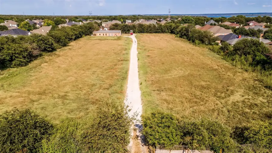 6310 Webb Lynn Road, Grand Prairie, TX 75052 - #2