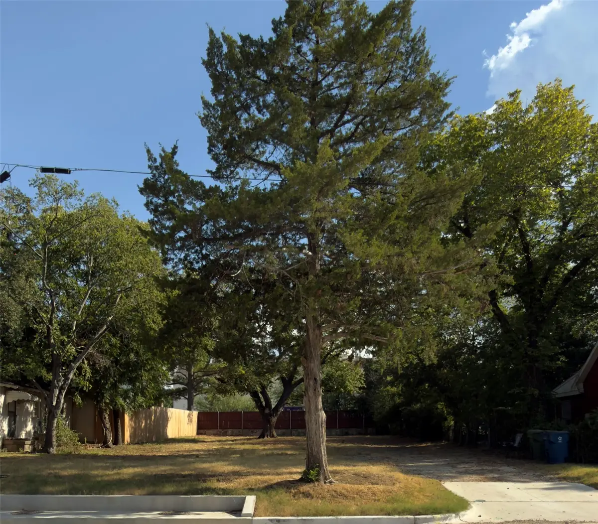 132 W College Street, Lewisville, TX 75057 - #1