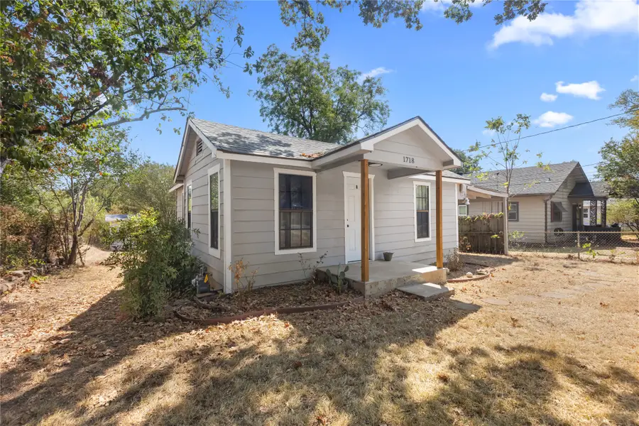 1718 S Fannin Avenue, Denison, TX 75020 - #2
