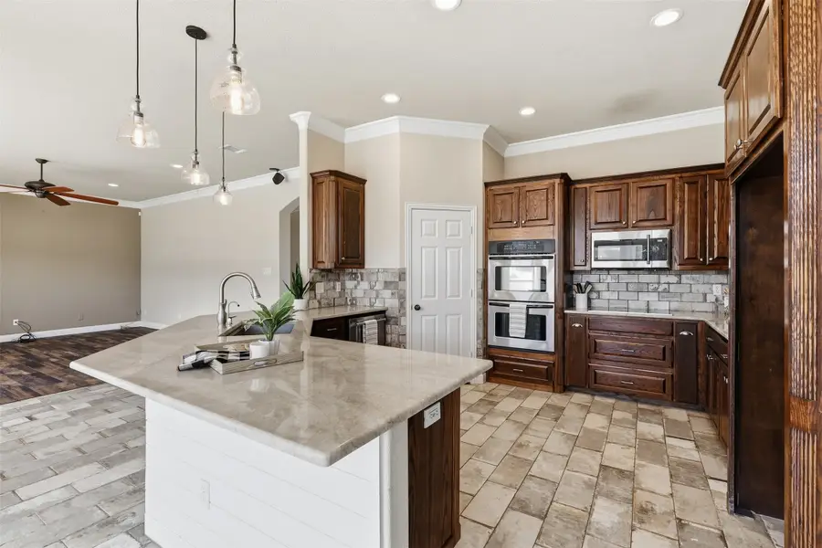 454 Stone Mountain Court, Cresson, TX 76035 - #3