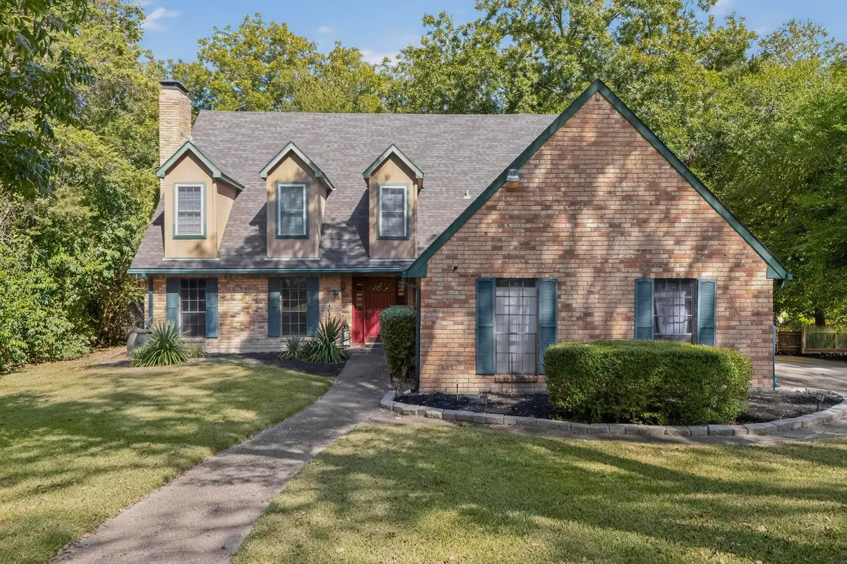 277 Creekwood Drive, Lancaster, TX 75146 - #1