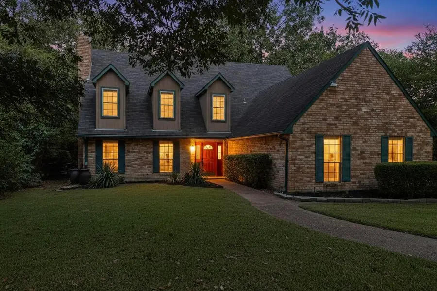 277 Creekwood Drive, Lancaster, TX 75146 - #2