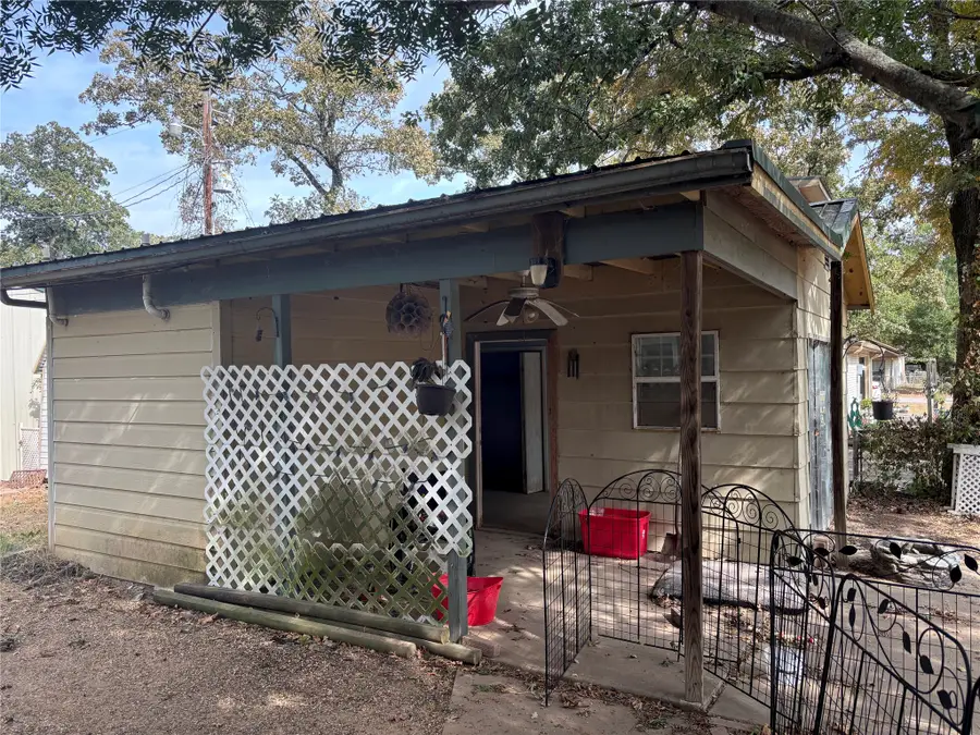 913 Woodland Trail, Tool, TX 75143 - #3