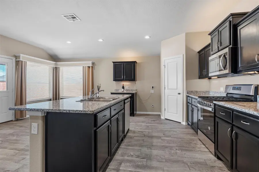 6120 Blacksmith Avenue, Fort Worth, TX 76179 - #3
