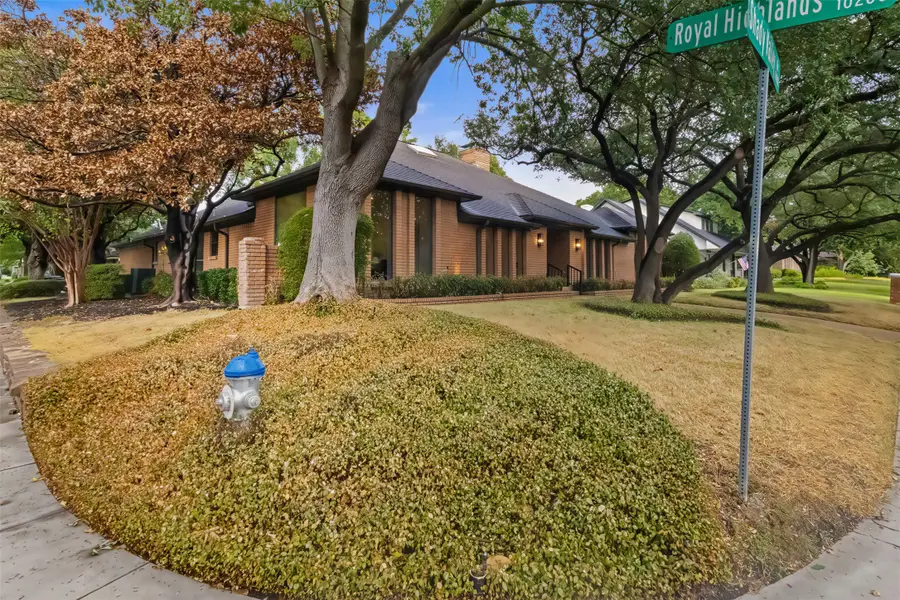 9401 Shady Valley Drive, Dallas, TX 75238 - #2