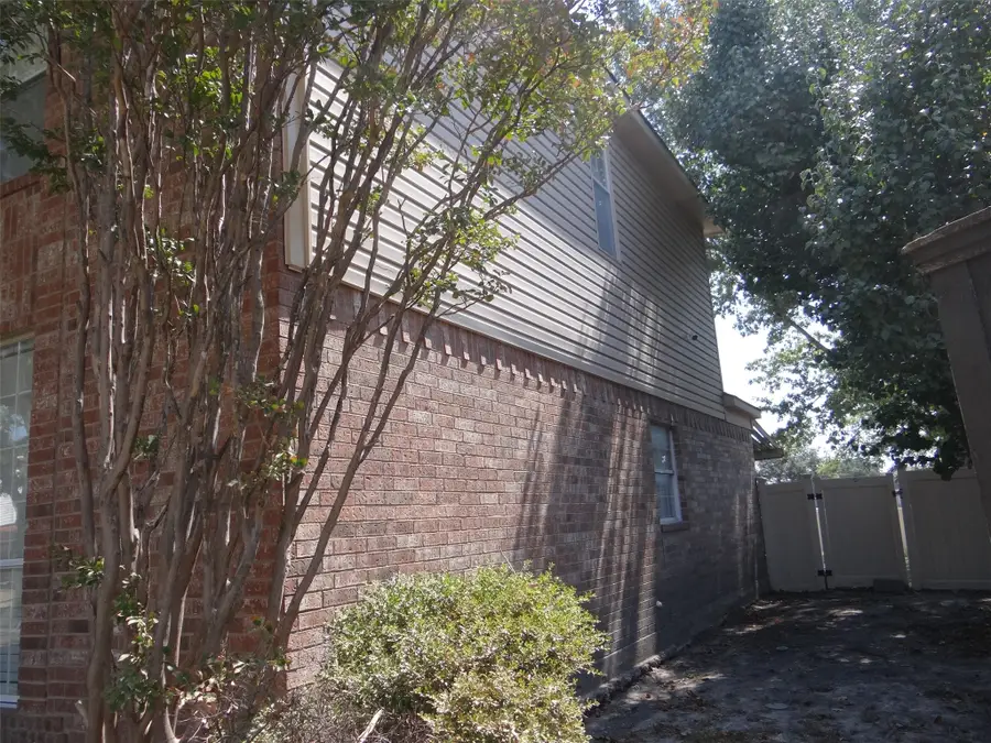 1329 Woodthorpe Drive, Mesquite, TX 75181 - #3