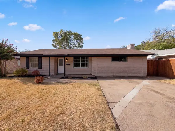 8540 Foxwood Lane, Dallas, TX 75217