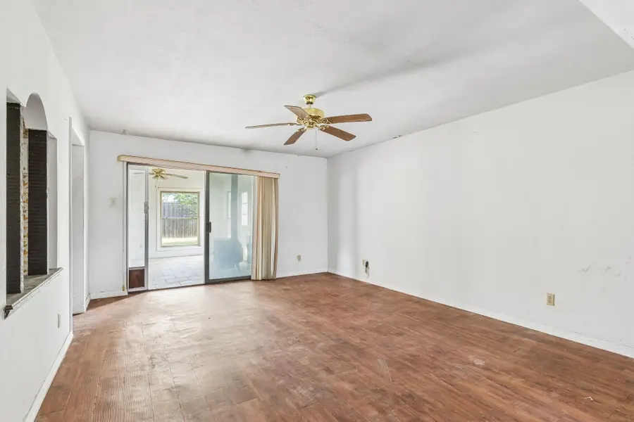 2217 Lockwood Drive, Carrollton, TX 75007 - #2