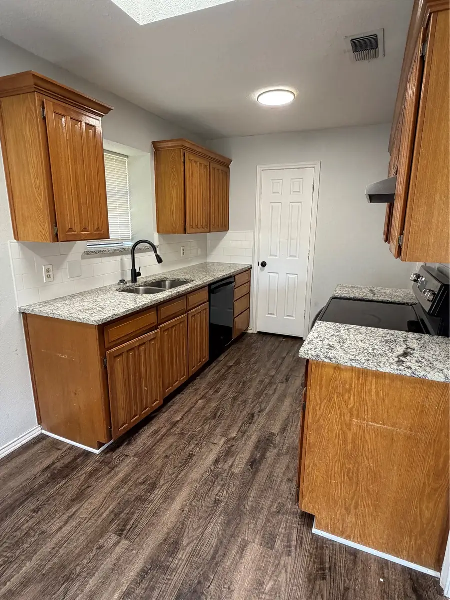 8208 Alsace Court, Fort Worth, TX 76134 - #3