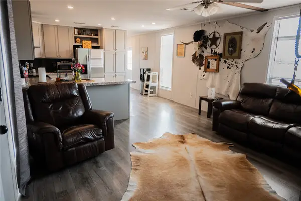 502 B NW Sixth Street, Trent, TX 79561