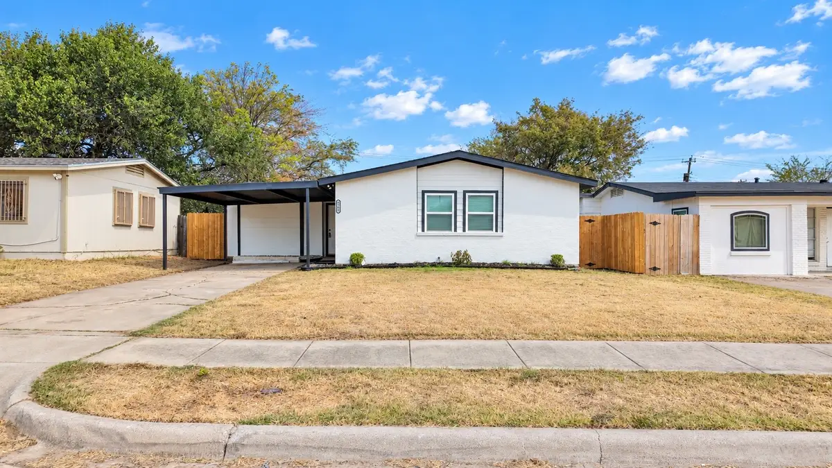 6163 Truman Drive, Fort Worth, TX 76112 - #1