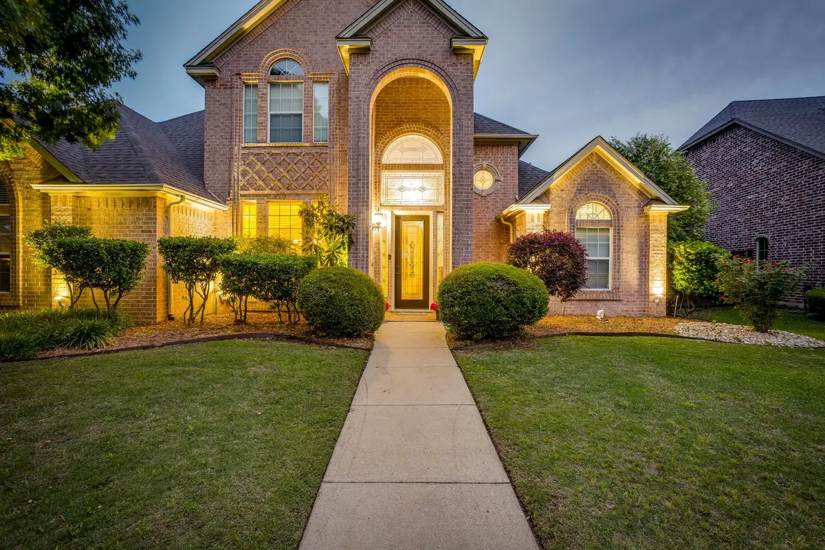 912 Thomas Crossing Drive, Fort Worth, TX 76028 - #1