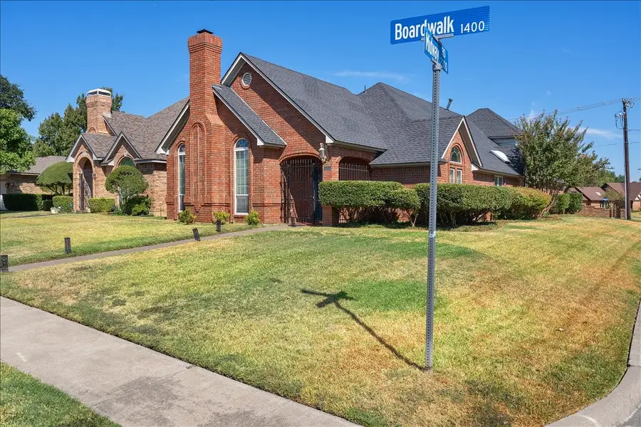 1415 Boardwalk Street, Arlington, TX 76011 - #2