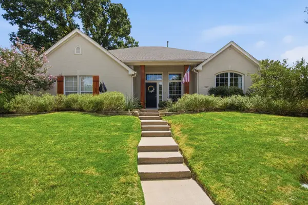 1902 Clear Creek Drive, Weatherford, TX 76087