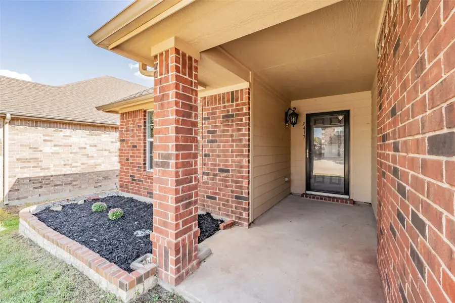 9417 Tierra Verde Drive, Fort Worth, TX 76177 - #2