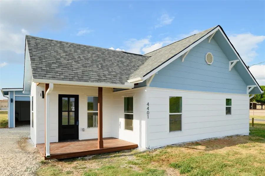 4401 Elementary Drive, Southmayd, TX 76268 - #2