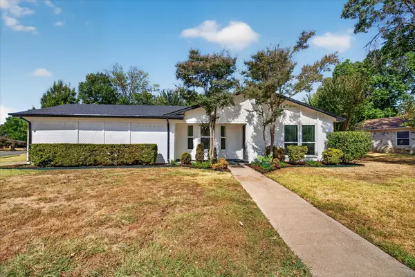 3101 Whisperwood Lane, Bedford, TX 76021