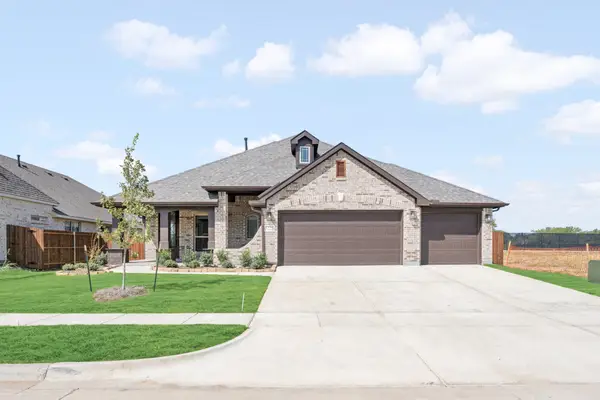 3225 Fraser Drive, Glenn Heights, TX 75154