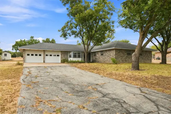 484 Thompson Road, Troy, TX 76579