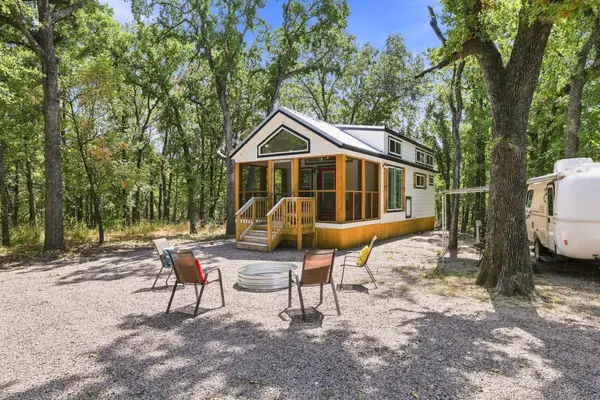 710 Rio Roxo Road, Gordonville, TX 76245