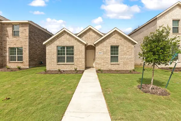 2845 Serenity Grove Lane, Fort Worth, TX 76179