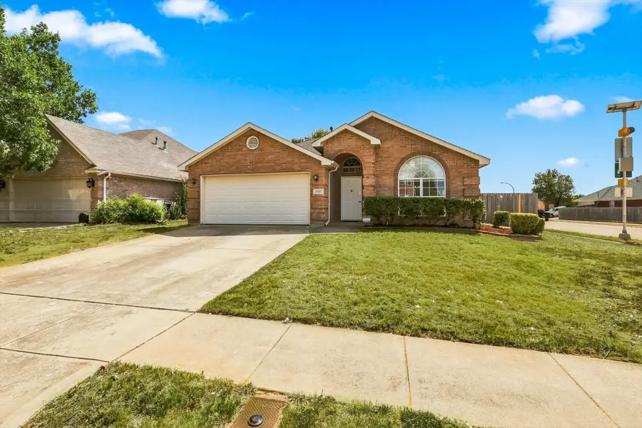 8900 San Joaquin Trail, Fort Worth, TX 76118 - #2