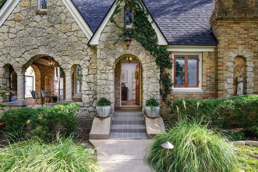 5446 Monticello Avenue, Dallas, TX 75206 - #2