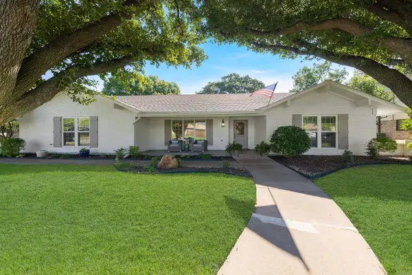 536 Sellmeyer Lane, Highland Village, TX 75077